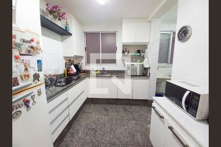 Cozinha de apartamento à venda com 4 quartos, 119m² em Buritis, Belo Horizonte