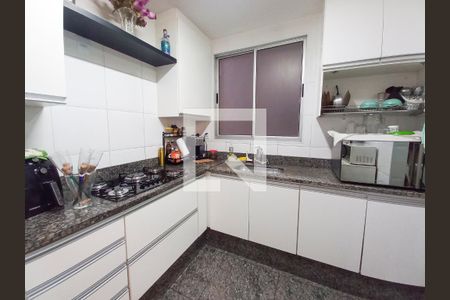 Cozinha de apartamento à venda com 4 quartos, 119m² em Buritis, Belo Horizonte