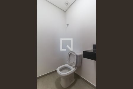 Lavabo de casa de condomínio para alugar com 2 quartos, 68m² em Vila São Paulo, Mogi das Cruzes