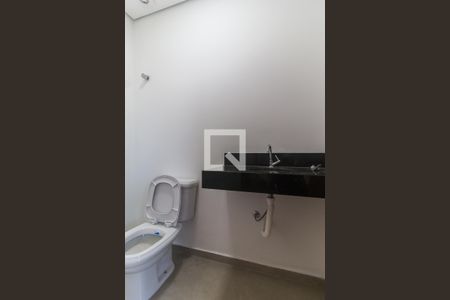 Lavabo de casa de condomínio para alugar com 2 quartos, 68m² em Vila São Paulo, Mogi das Cruzes