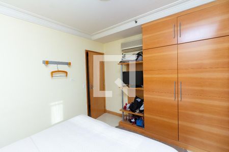 Quarto  de apartamento à venda com 1 quarto, 45m² em Vila Uberabinha, São Paulo