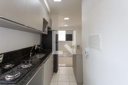 Cozinha de apartamento para alugar com 2 quartos, 41m² em Morro Santana, Porto Alegre