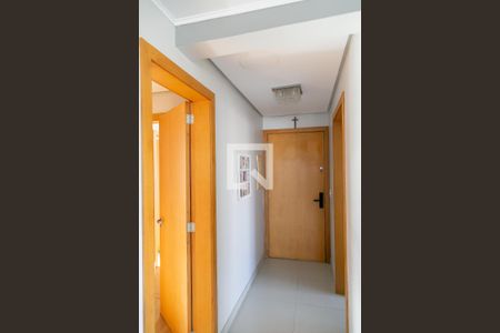 Corredor de apartamento à venda com 3 quartos, 92m² em Jardim Botânico, Porto Alegre