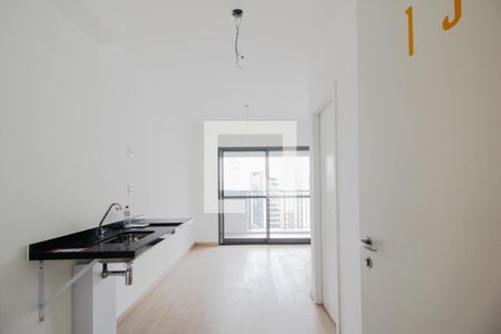 Cozinha de kitnet/studio à venda com 1 quarto, 24m² em Consolação, São Paulo