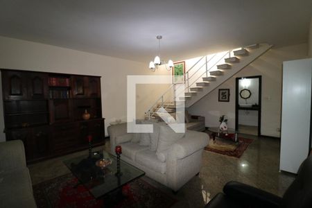 Sala 1 de casa à venda com 5 quartos, 360m² em Moneró, Rio de Janeiro