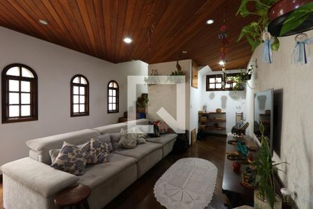 Sala de casa para alugar com 2 quartos, 400m² em Santa Maria, Santo André