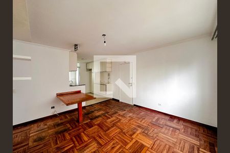 Sala de apartamento para alugar com 2 quartos, 65m² em Campo Belo, São Paulo