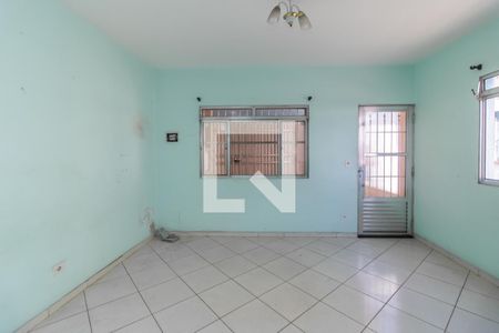 Sala de casa à venda com 3 quartos, 250m² em Cangaíba, São Paulo