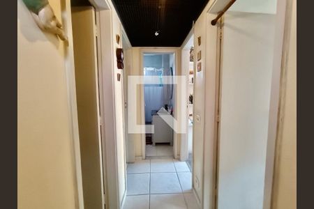 Corredor de apartamento à venda com 3 quartos, 100m² em Leblon, Rio de Janeiro