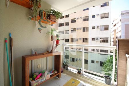 Sala Varanda de apartamento à venda com 2 quartos, 67m² em Jacarepaguá, Rio de Janeiro