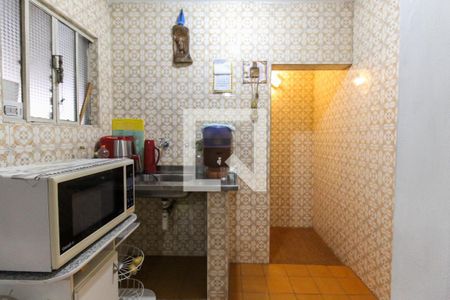 Casa à venda com 110m², 2 quartos e 2 vagas Casa à venda com 110m², 2 quartos e 2 vagasCozinha
