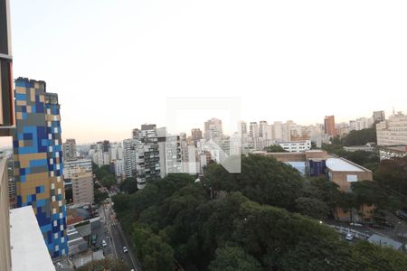 Varanda de kitnet/studio à venda com 1 quarto, 104m² em Cerqueira César, São Paulo