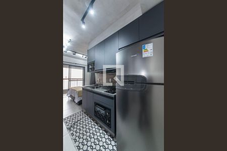 Cozinha de apartamento para alugar com 1 quarto, 30m² em Brooklin, São Paulo