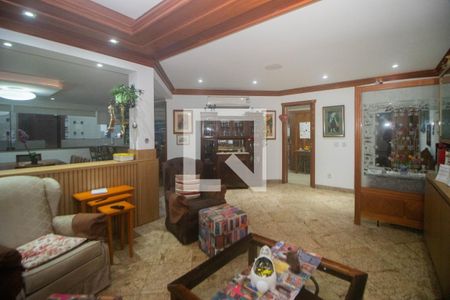 Sala de Estar de apartamento à venda com 3 quartos, 140m² em Petrópolis, Porto Alegre