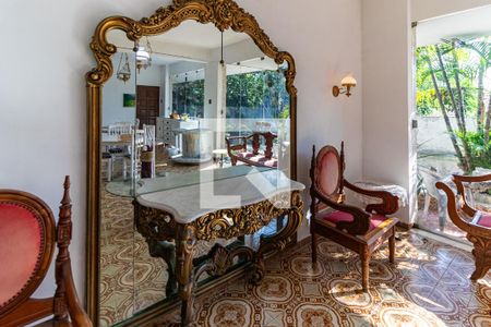 Sala de casa para alugar com 5 quartos, 240m² em Charitas, Niterói