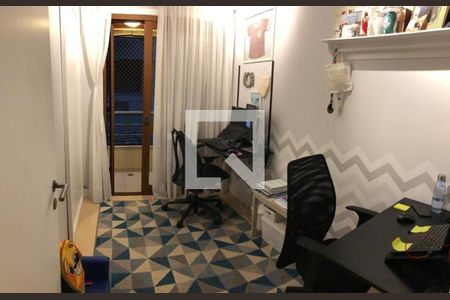 Apartamento à venda com 3 quartos, 95m² em Petrópolis, Porto Alegre