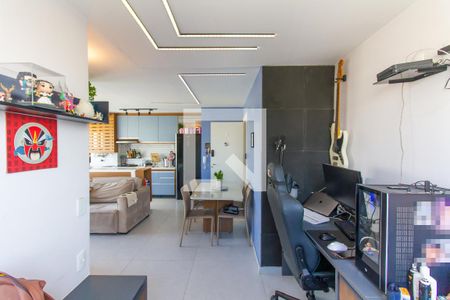 Quarto 2 de apartamento à venda com 2 quartos, 42m² em Parque Industrial Tomas Edson, São Paulo