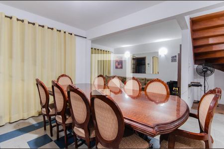 Sala de Jantar de casa para alugar com 2 quartos, 160m² em Vila Monumento, São Paulo