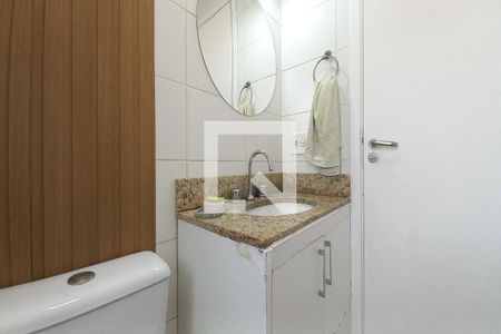 Banheiro de apartamento para alugar com 2 quartos, 48m² em Vila Faustina Ii, Campinas