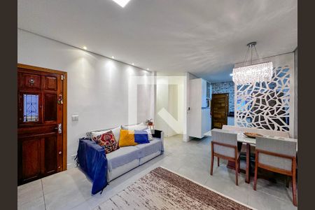 Casa de condomínio para alugar com 80m², 2 quartos e 2 vagasSala