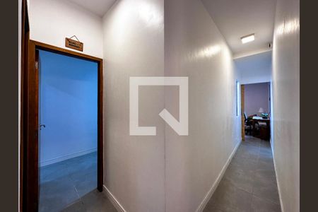 Corredor Quartos de casa de condomínio para alugar com 2 quartos, 80m² em Santo Amaro, São Paulo