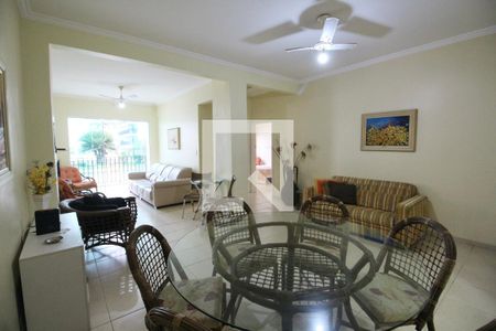 Sala de apartamento para alugar com 4 quartos, 150m² em Pitangueiras, Guarujá