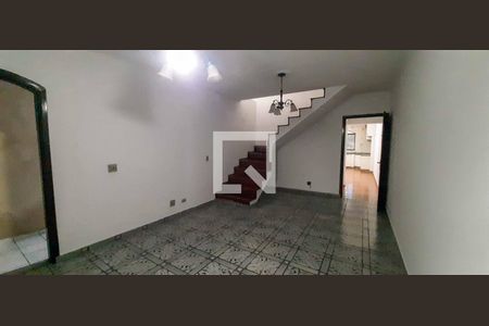 Sala de casa para alugar com 3 quartos, 135m² em Jardim das Flores, Osasco