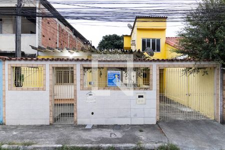 Fachada de casa para alugar com 2 quartos, 68m² em Campo Grande, Rio de Janeiro