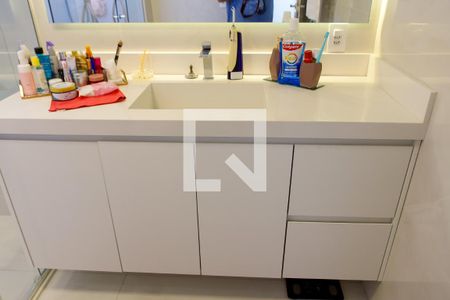 Apartamento à venda com 96m², 2 quartos e 2 vagas Apartamento à venda com 96m², 2 quartos e 2 vagasBanheiro da Suíte 2