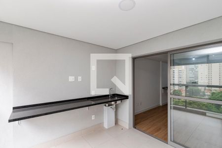 Varanda de kitnet/studio para alugar com 1 quarto, 32m² em Jardim das Acácias, São Paulo