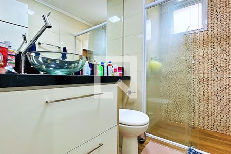 Apartamento à venda com 94m², 3 quartos e 2 vagas Apartamento à venda com 94m², 3 quartos e 2 vagasBanheiro da Suíte