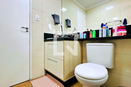 Apartamento à venda com 94m², 3 quartos e 2 vagas Apartamento à venda com 94m², 3 quartos e 2 vagasBanheiro da Suíte