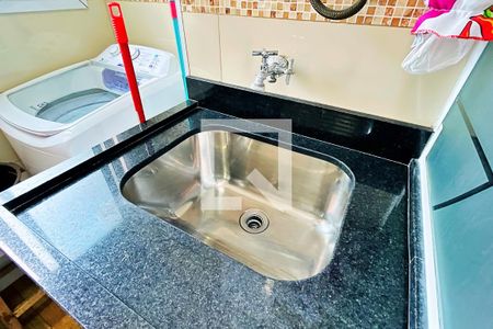 Apartamento à venda com 94m², 3 quartos e 2 vagas Apartamento à venda com 94m², 3 quartos e 2 vagasÁrea de Serviço