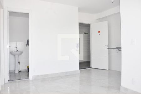 Apartamento para alugar com 43m², 2 quartos e 1 vagaSala / Cozinha / Varanda