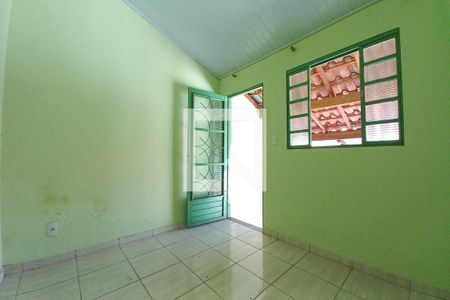 Sala de casa para alugar com 4 quartos, 142m² em Parque Santa Bárbara, Campinas