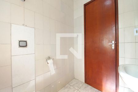 Banheiro de casa à venda com 4 quartos, 142m² em Parque Santa Bárbara, Campinas