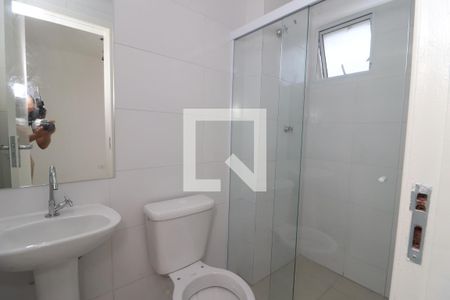 Banheiro de apartamento para alugar com 1 quarto, 37m² em Vila Carrao, São Paulo