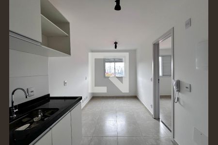 Sala  de apartamento para alugar com 1 quarto, 25m² em Jardim Monte Azul, São Paulo