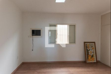 Suíte de casa para alugar com 3 quartos, 180m² em Jardim García, Campinas