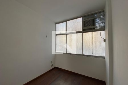 Quarto 1 de apartamento à venda com 3 quartos, 129m² em Ipanema, Rio de Janeiro