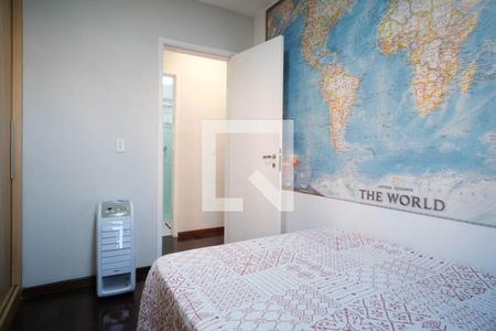 Quarto  de apartamento à venda com 3 quartos, 65m² em Vila Araguaia, São Paulo