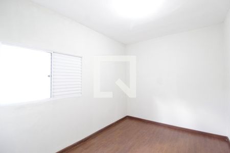 Quarto 1 de casa para alugar com 2 quartos, 107m² em Shopping Park, Uberlândia