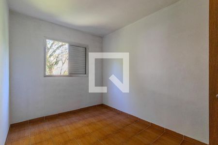 Quarto 1 de apartamento à venda com 2 quartos, 49m² em Parque Pinheiros, Taboão da Serra