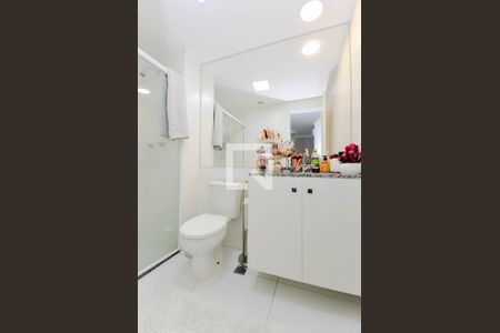 Apartamento à venda com 58m², 2 quartos e 1 vaga Apartamento à venda com 58m², 2 quartos e 1 vagaBanheiro da Suíte