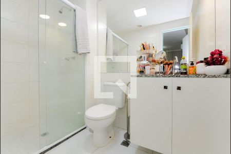 Apartamento à venda com 58m², 2 quartos e 1 vaga Apartamento à venda com 58m², 2 quartos e 1 vagaBanheiro da Suíte