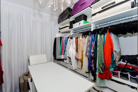 Apartamento à venda com 58m², 2 quartos e 1 vaga Apartamento à venda com 58m², 2 quartos e 1 vagaQuarto 1 - Closet