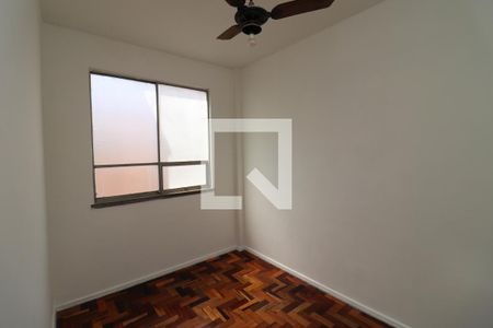 Quarto 1 de apartamento para alugar com 2 quartos, 55m² em Portuguesa, Rio de Janeiro