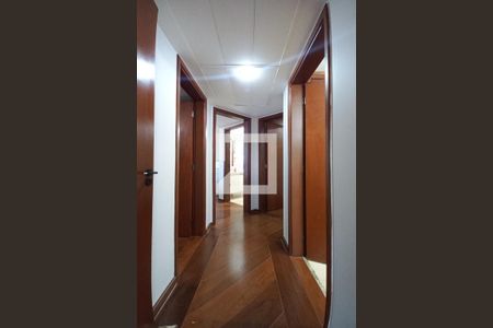Corredor de apartamento à venda com 2 quartos, 85m² em Jardim Paranapanema, Campinas