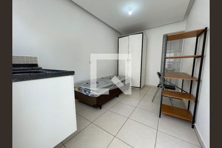 Kitnet de kitnet/studio para alugar com 1 quarto, 20m² em Jardim Bonfiglioli, São Paulo