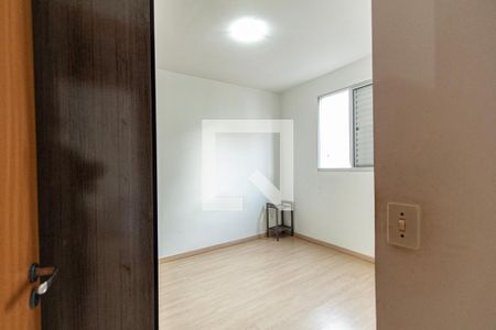 Quarto 1 de apartamento para alugar com 2 quartos, 47m² em Jardim São Carlos, Sorocaba